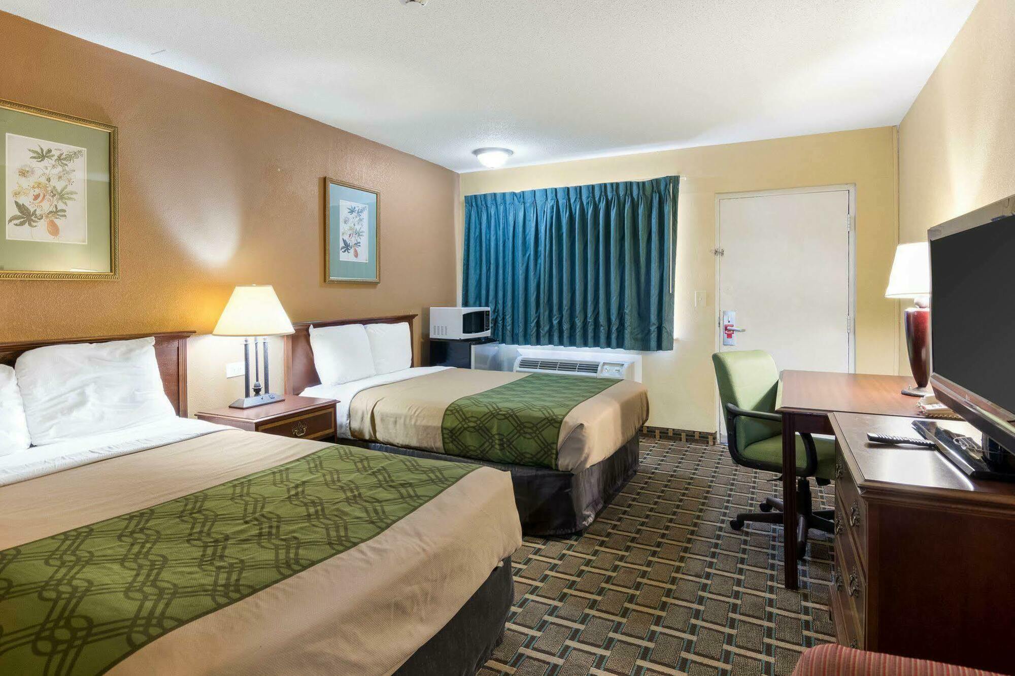 Econo Lodge Town Center Virginia Beach Exterior photo